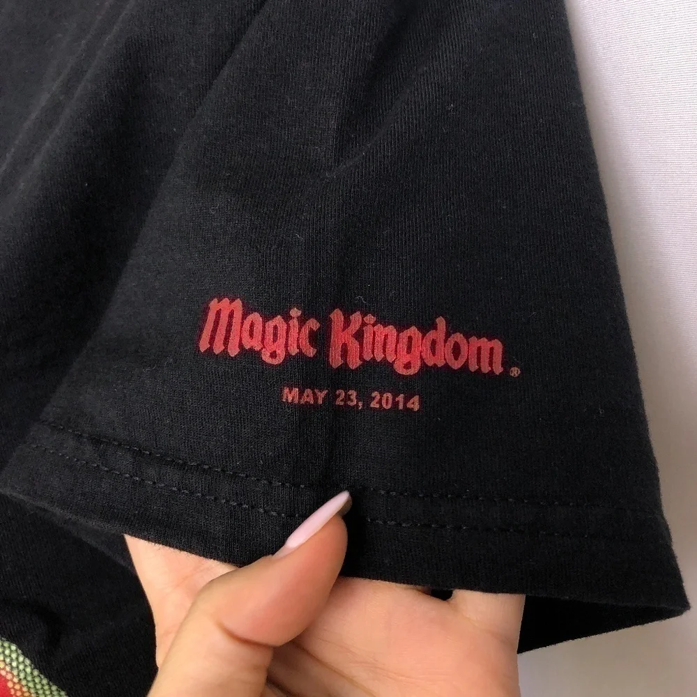 🦄 2/$20 Disney Mickey Heroes vs Villains T- Shirt - Picture 2 of 9